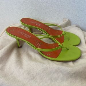 Vintage green heeled sandals
